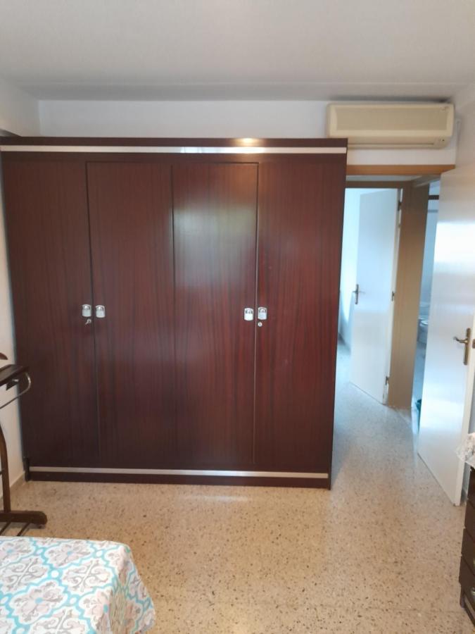 Gran Apartamento Cerca Del Aeropuerto Apartment El Prat de Llobregat Exterior foto