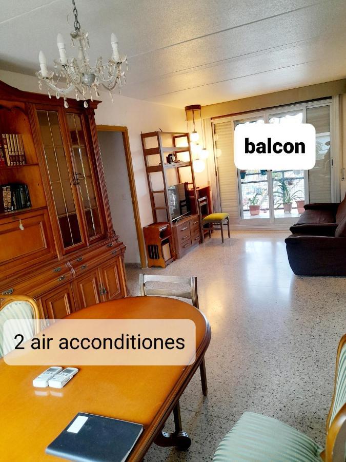 Gran Apartamento Cerca Del Aeropuerto Apartment El Prat de Llobregat Exterior foto